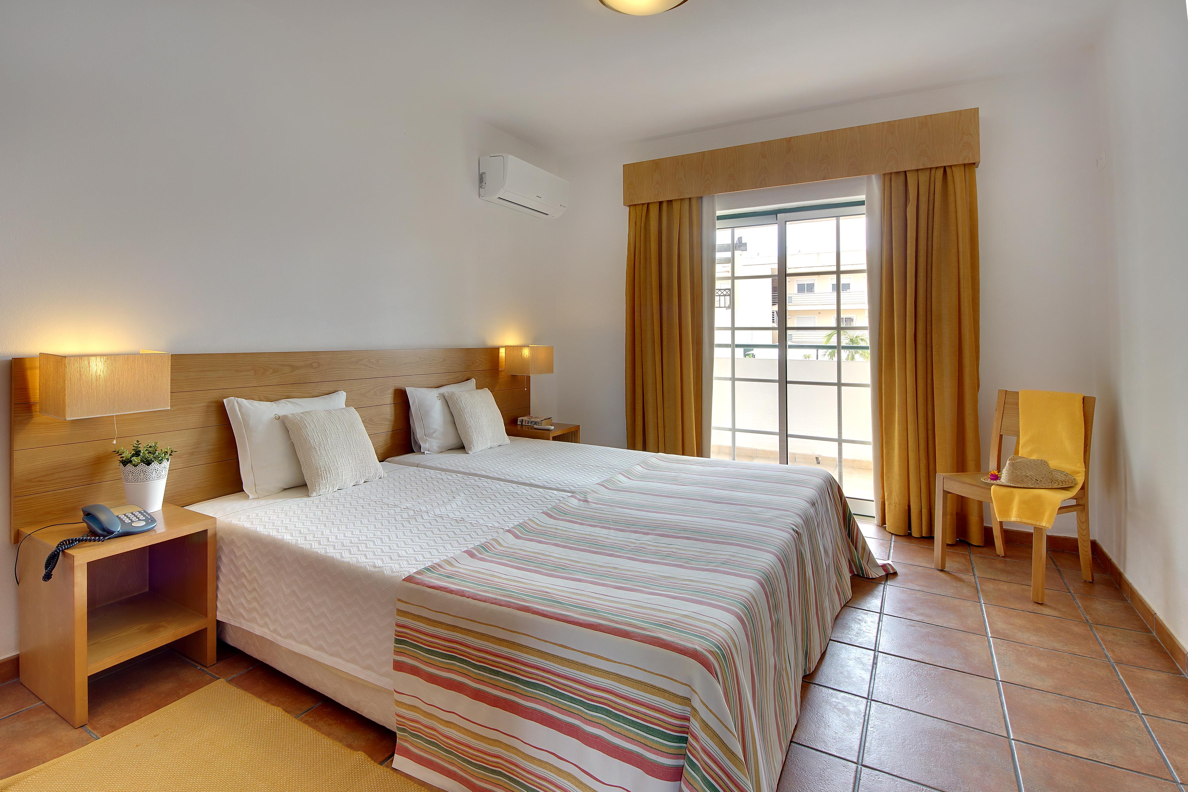 Apartamentos Turisticos Novochoro อัลบูเฟรา ภายนอก รูปภาพ
